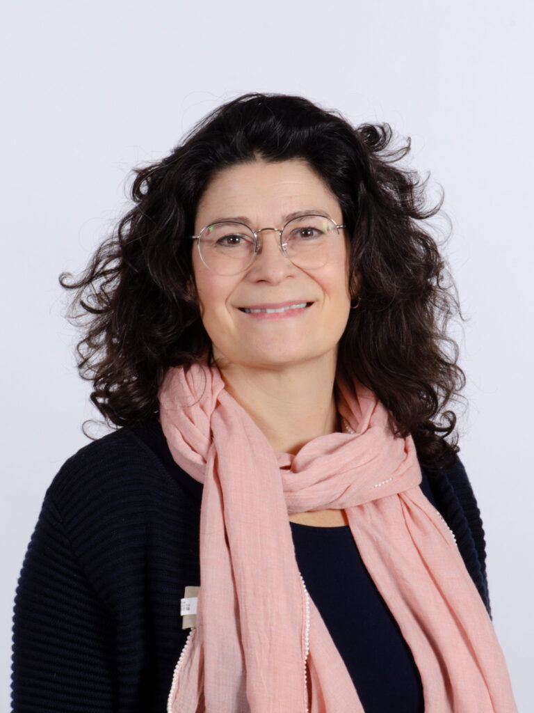 Mw. prof. dr. J. Bont (Jettie)